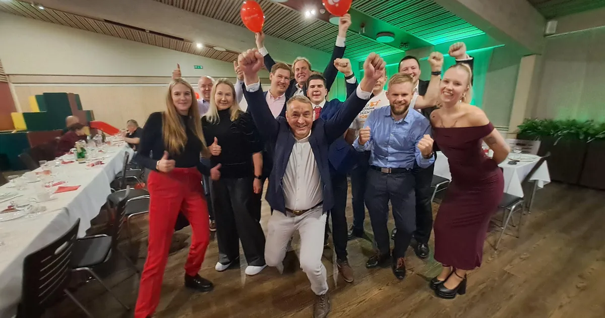 VIDEOINTERVJUU ⟩ «Aitäh Võru inimestele!» Sotsid said Võru linnas valimisvõidu ja plaanivad praeguse võimuliidu säilitada