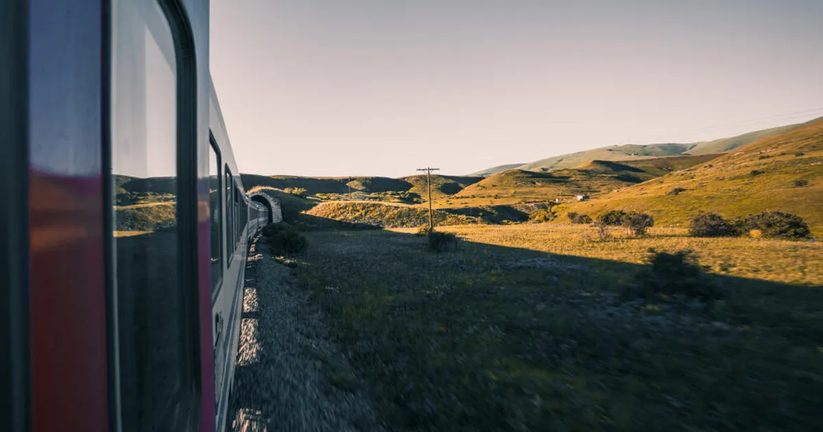 VIDEO ⟩ Veerev palee tuleb tagasi: vaata, kuidas näeb välja 2027. aasta Orient Express