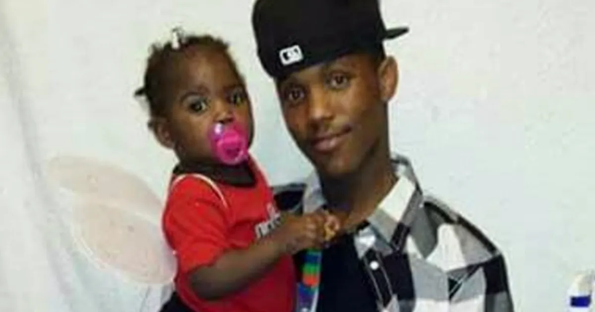 KOLETU VERETÖÖ ⟩ Noor pereisa mõrvati tema kaheaastase tütre silme all