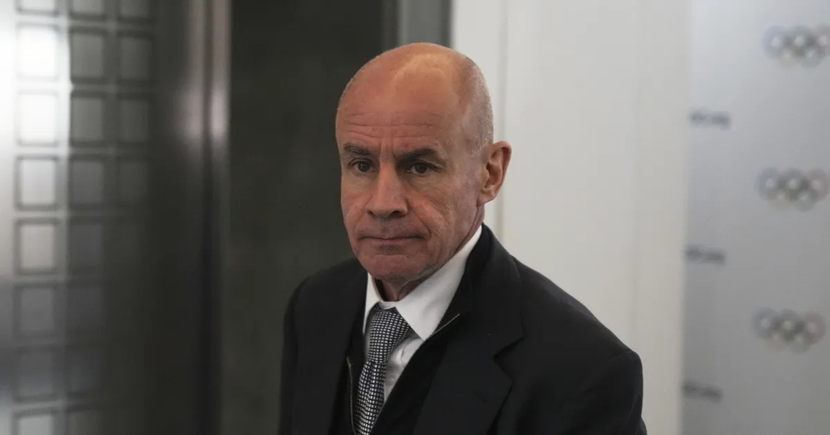 Uued detailid: Venemaa suusatajad endiselt rajalt eemale jätnud FISi koosolek oli tuline ja emotsionaalne