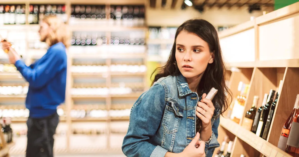 HOIATUS ⟩ Varastatud poekaupa müüakse juba tavalistes kogukonnagruppides