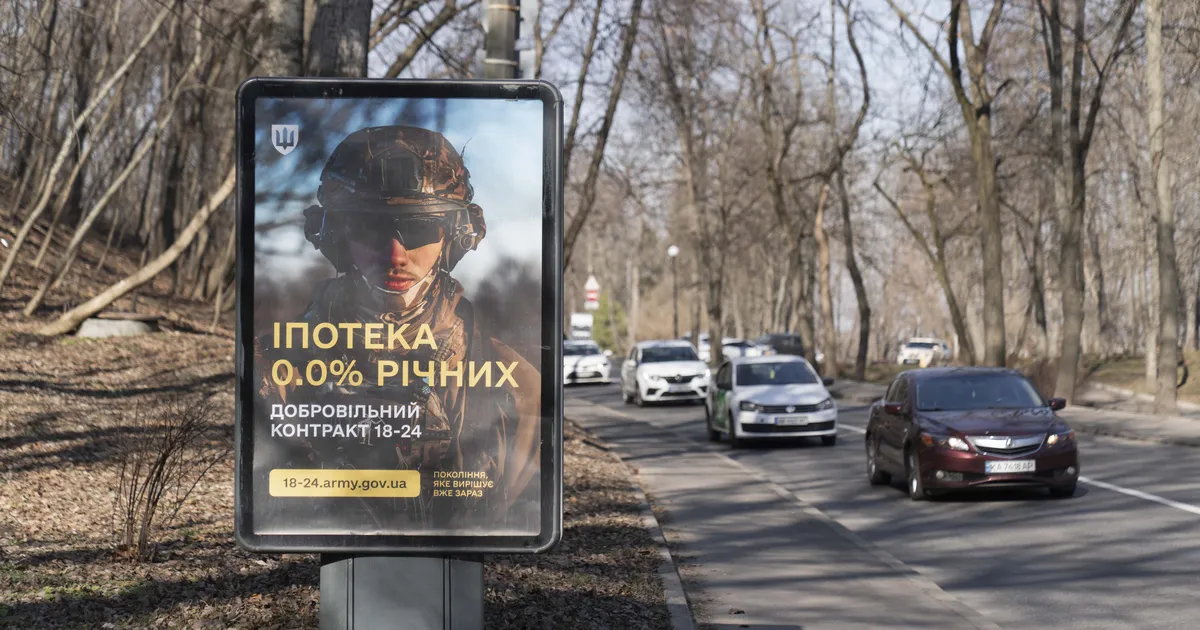 Mõjukas Saksa poliitik kutsub Kiievit üles takistama noorte meeste lahkumist