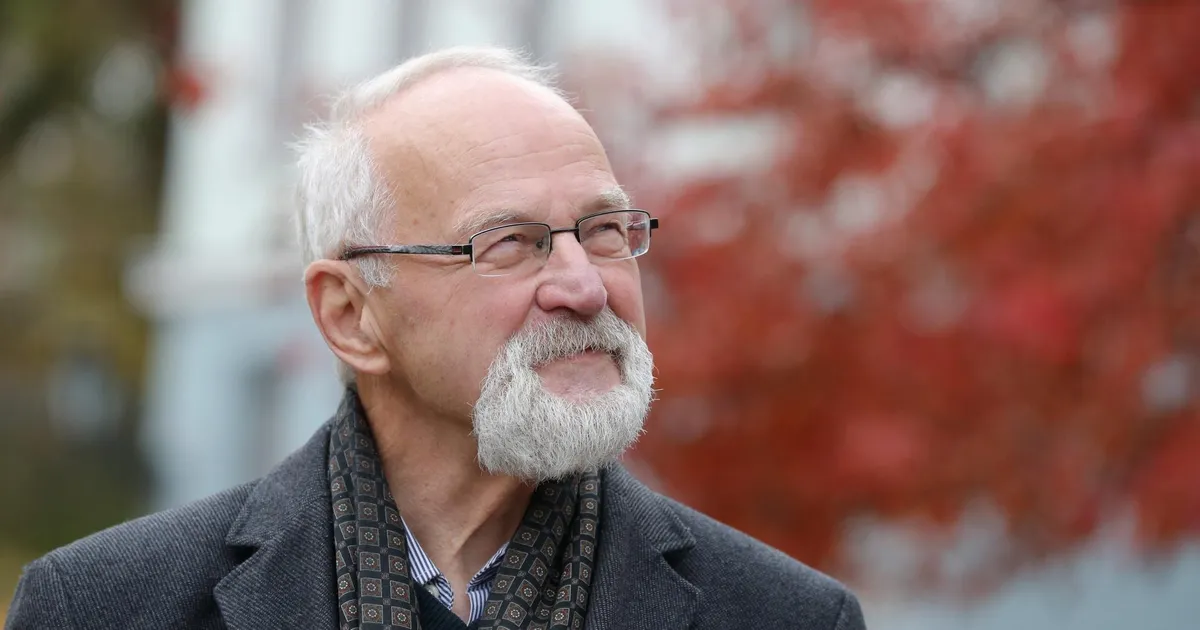 Sinijärv soovitab: «Kangesti mõttetihe teos!»