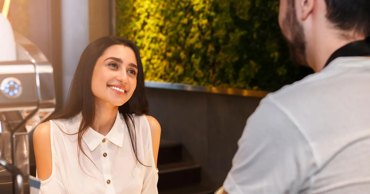 VÄIKELINNAROMANTIKA ⟩ «Ma arvasin, et sa oled mõrtsukas. Ära võta isiklikult»