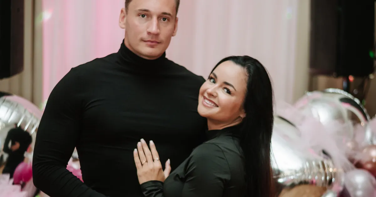 HURRAA ⟩ Diana Teniste jagas sotsiaalmeedias rõõmusõnumit oma kihlumisest