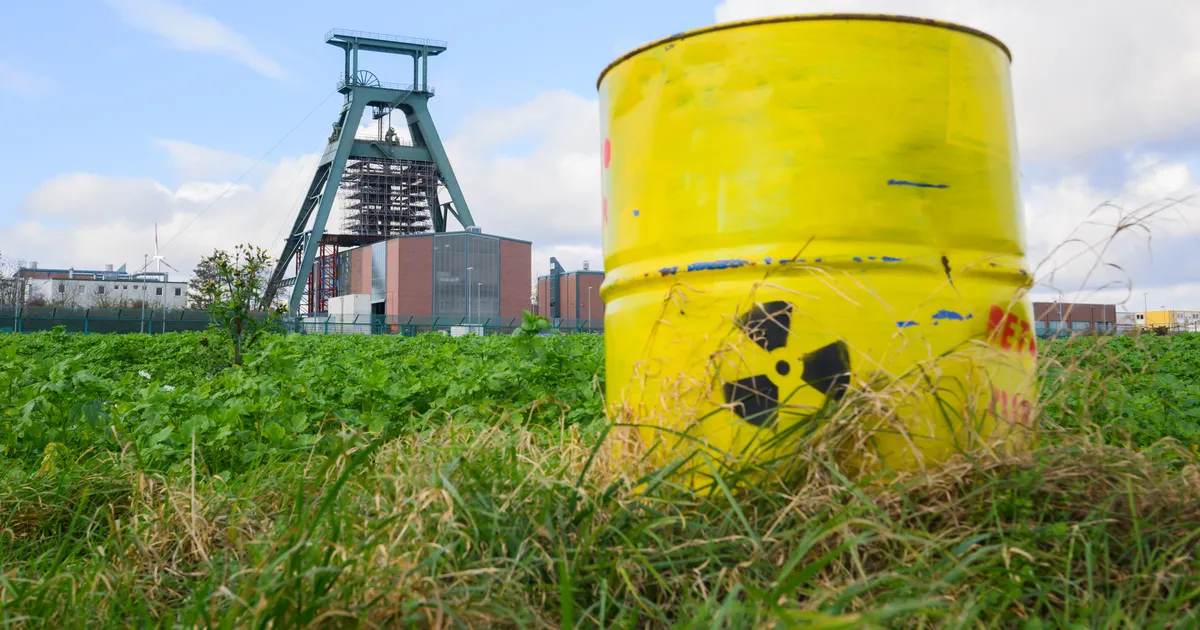 Tallinlane leidis oma garaaži kõrvalt radioaktiivse silindri