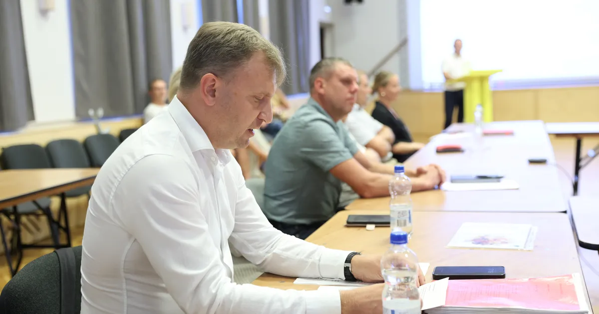 Kambjas valimised võinud liit kutsus võimukõnelustele neli erakonda