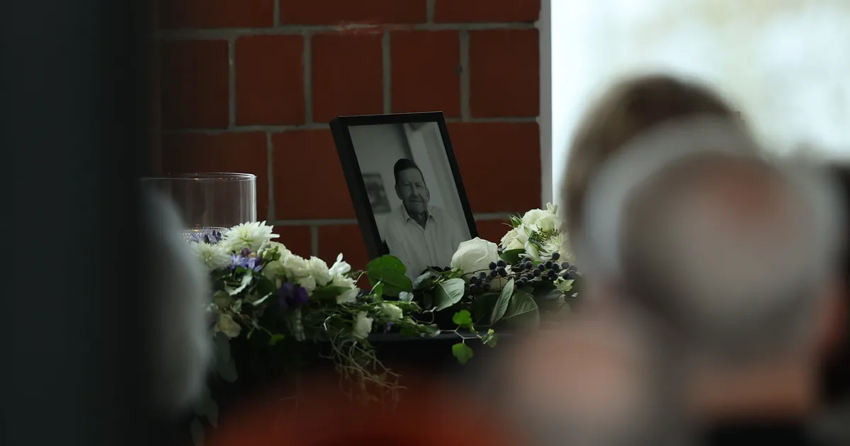 GALERII ⟩ Ettevõtja Heldur Meerits saadetakse viimsele teele