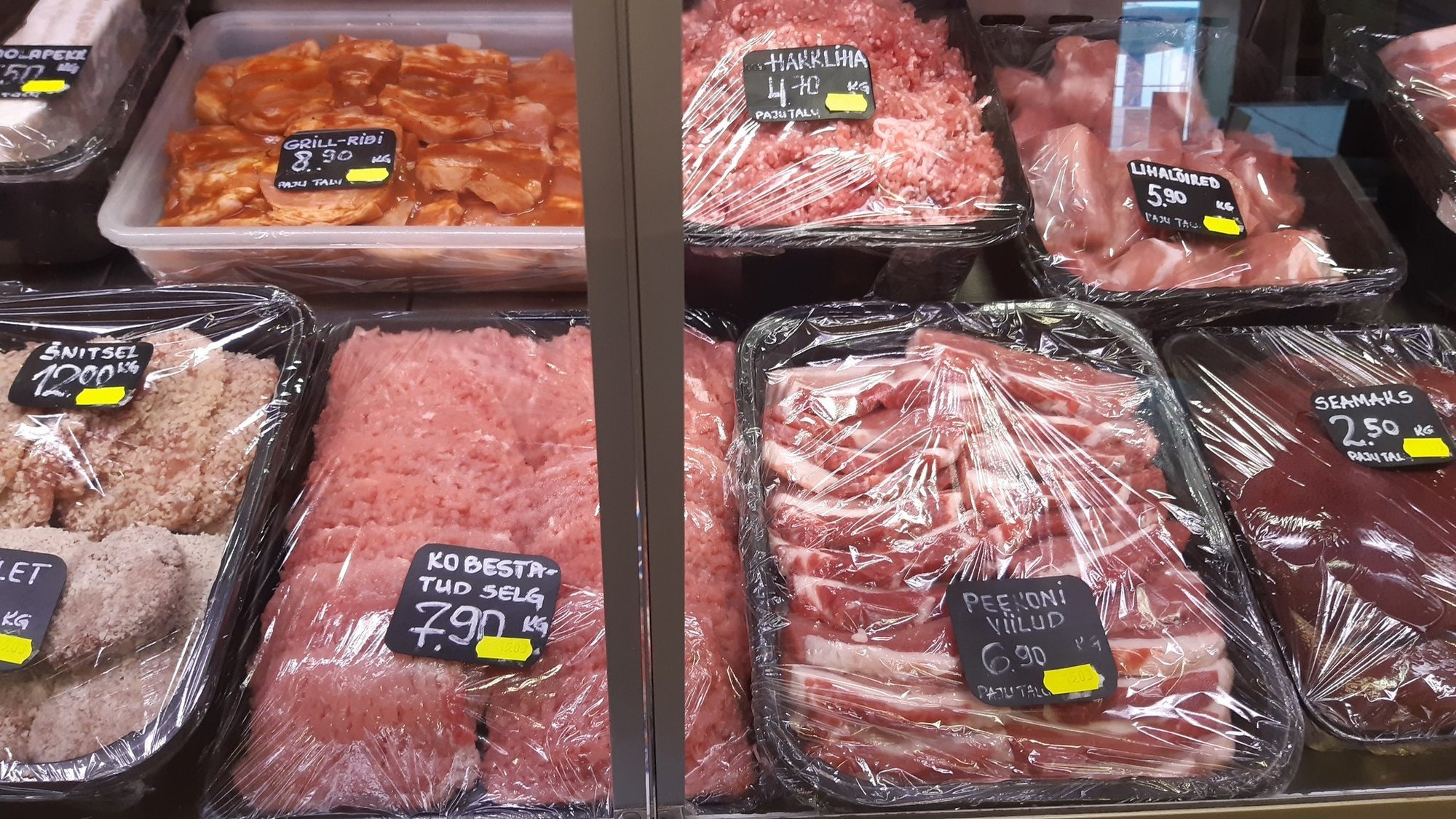 Seakatk jättis ettevõtte sissetulekuta ja kohaliku poe lihaleti tühjaks