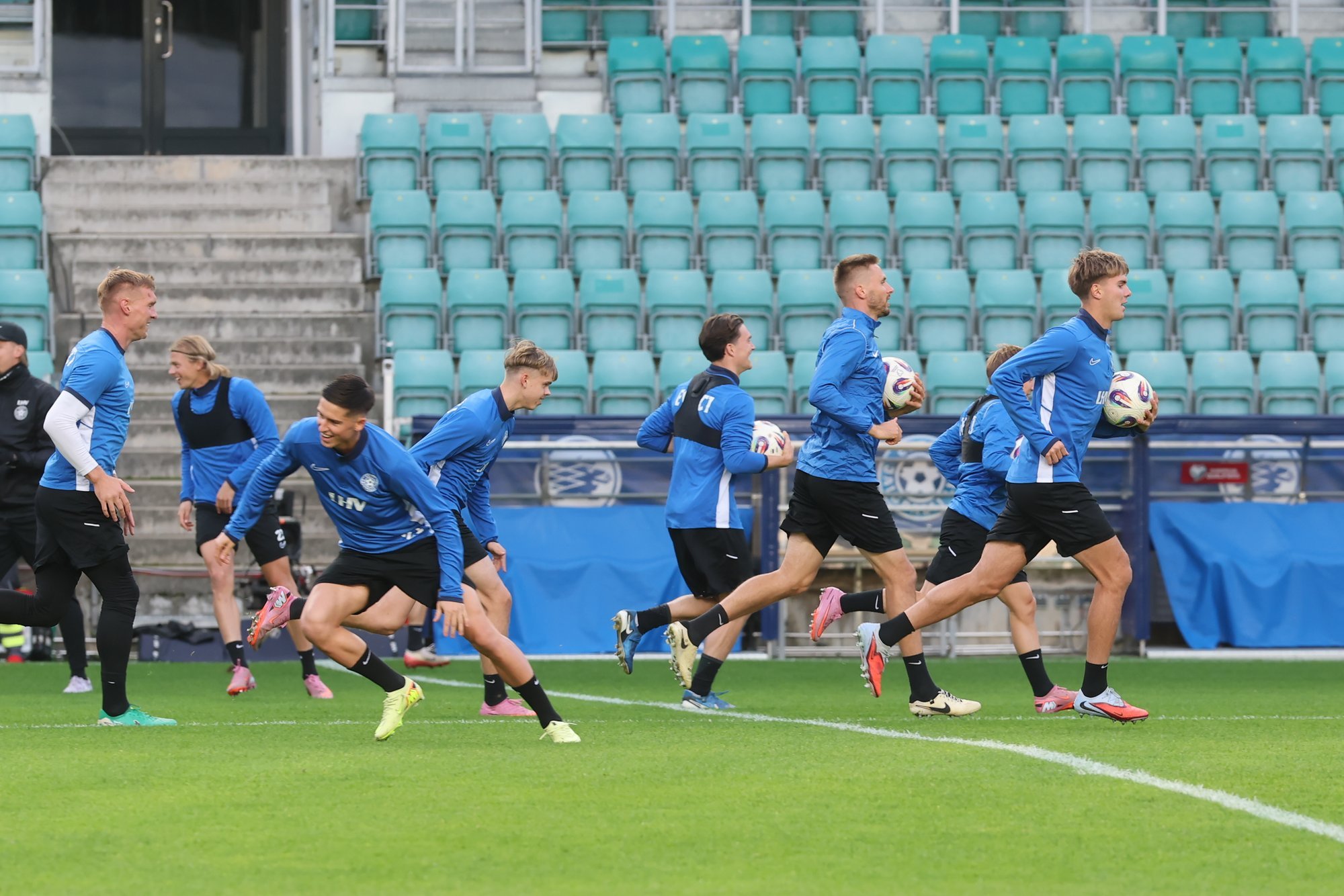 16-aastane Paalberg Itaalia vastu Eesti koosseisu ei kuulu, väravavahtide osakonnas toimus sunnitud vangerdus