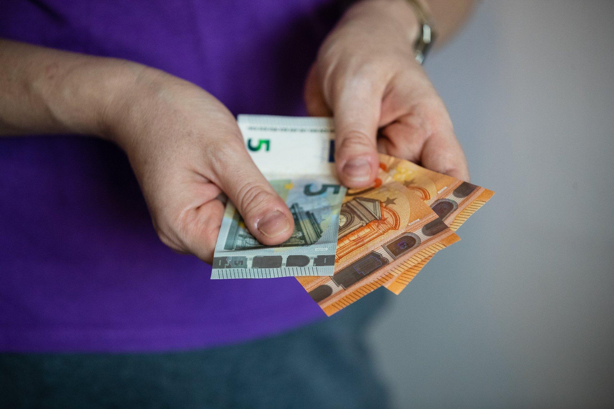 Karjuv ebaõiglus: riigipalgaliste kultuuritöötajate palk tõuseb, omavalitsuste omad jäävad pika ninaga