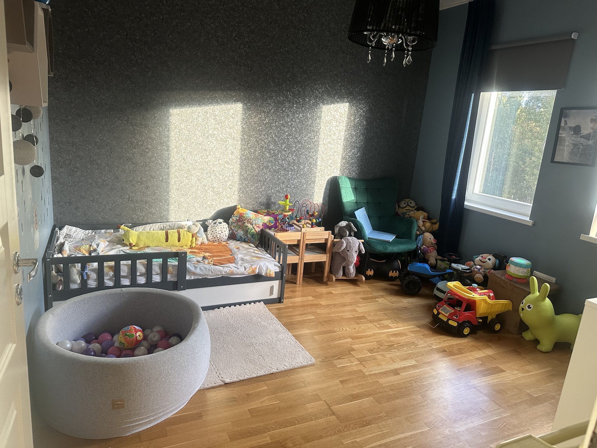 Fotovõistlus „Minu armas lastetuba“ | Tuba, kus on rõhku pandud mängudele ja valgusele