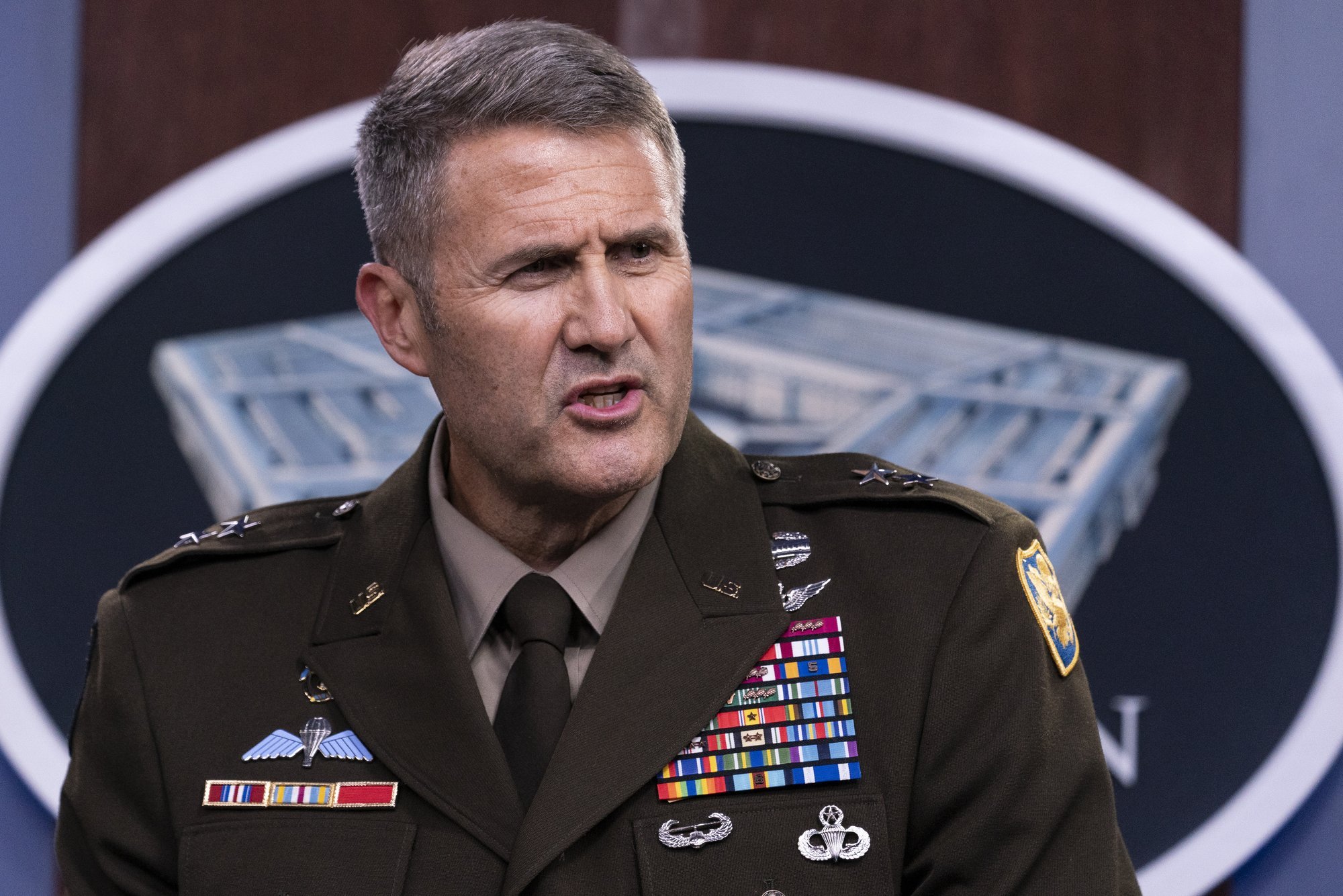 Tehisintellekt armees: USA kindralmajor tunnistas, et kasutab AI-d otsuste tegemisel