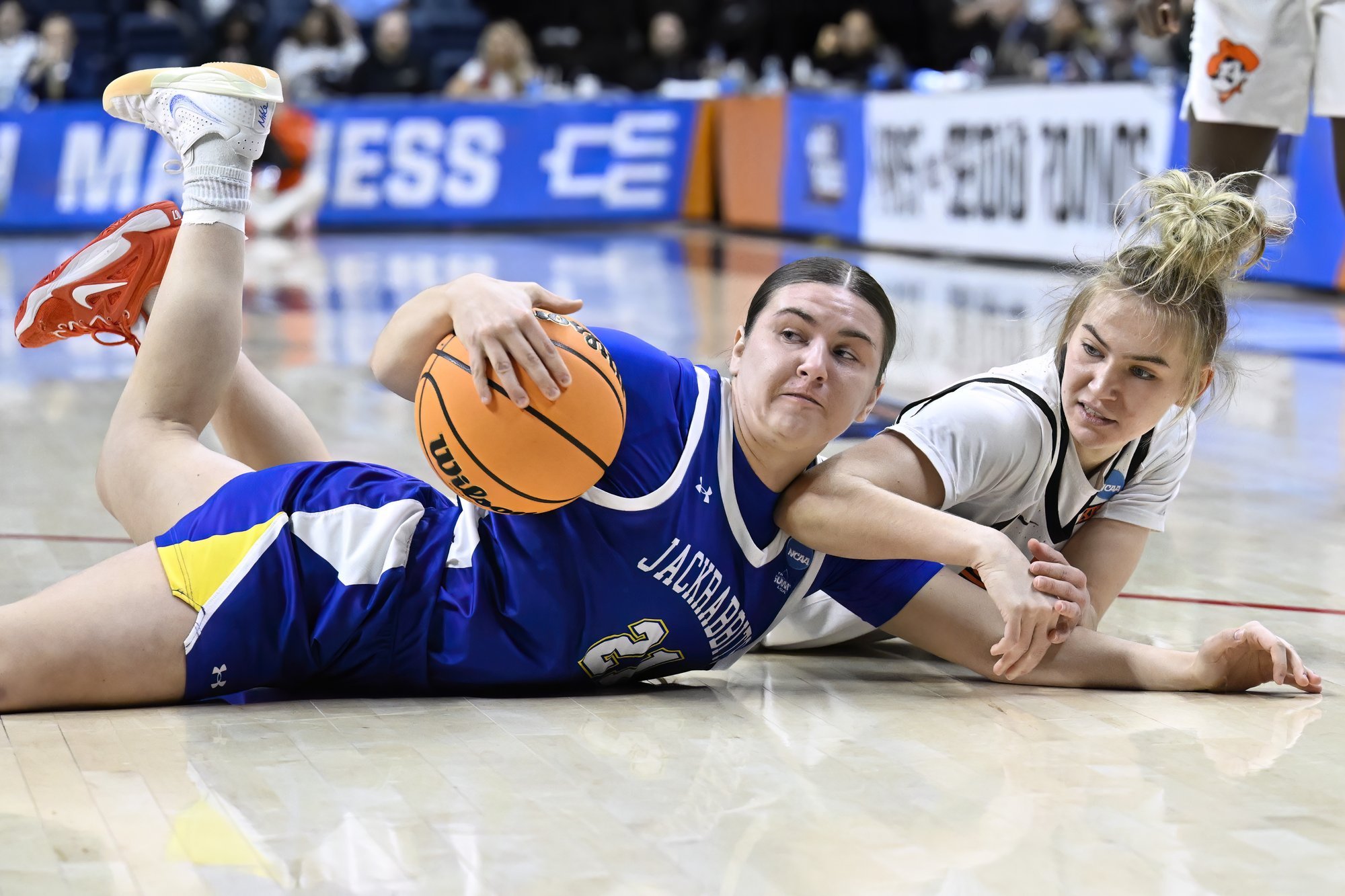 Anna Gret Asi kuulub üle pika aja korvpallinaiskonna koosseisu