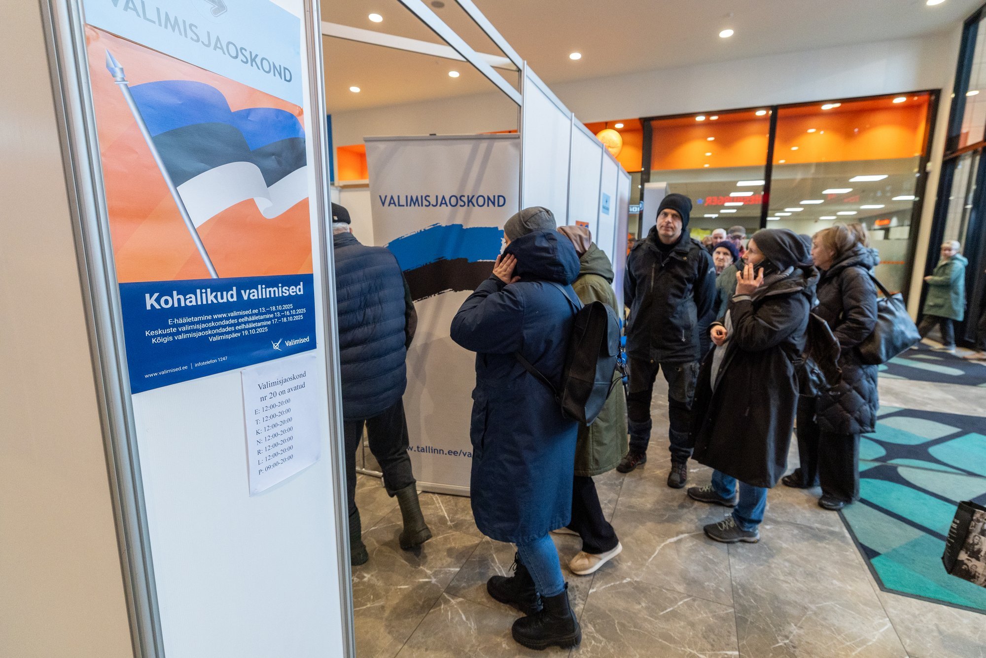 Tallinna valimisjaoskonnas anti valijale nimekiri vale ringkonna kandidaatidega