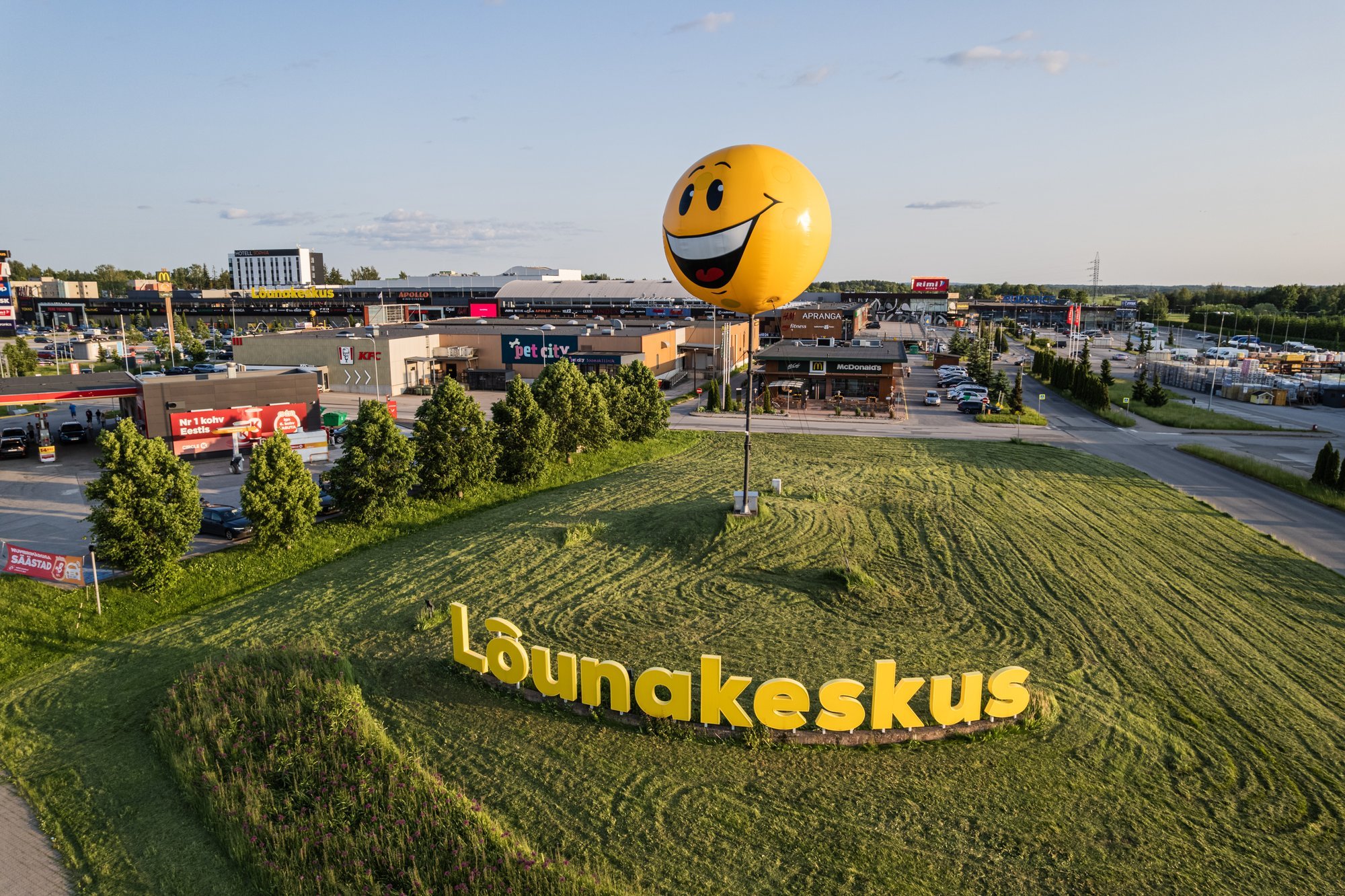 Kus on majanduse vindumine? Eesti suurimad kaubanduskeskused on ääreni täis ja laienevad