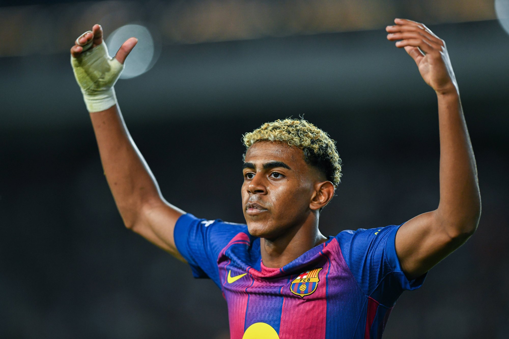 Uue trauma saanud Yamali ähvardab El Clasicost eemalejäämine