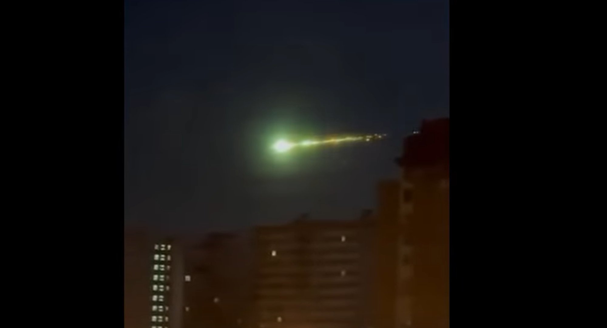 VIDEO | Üle taeva lennanud roheline tulekera tekitas Moskva elanikes paanikat