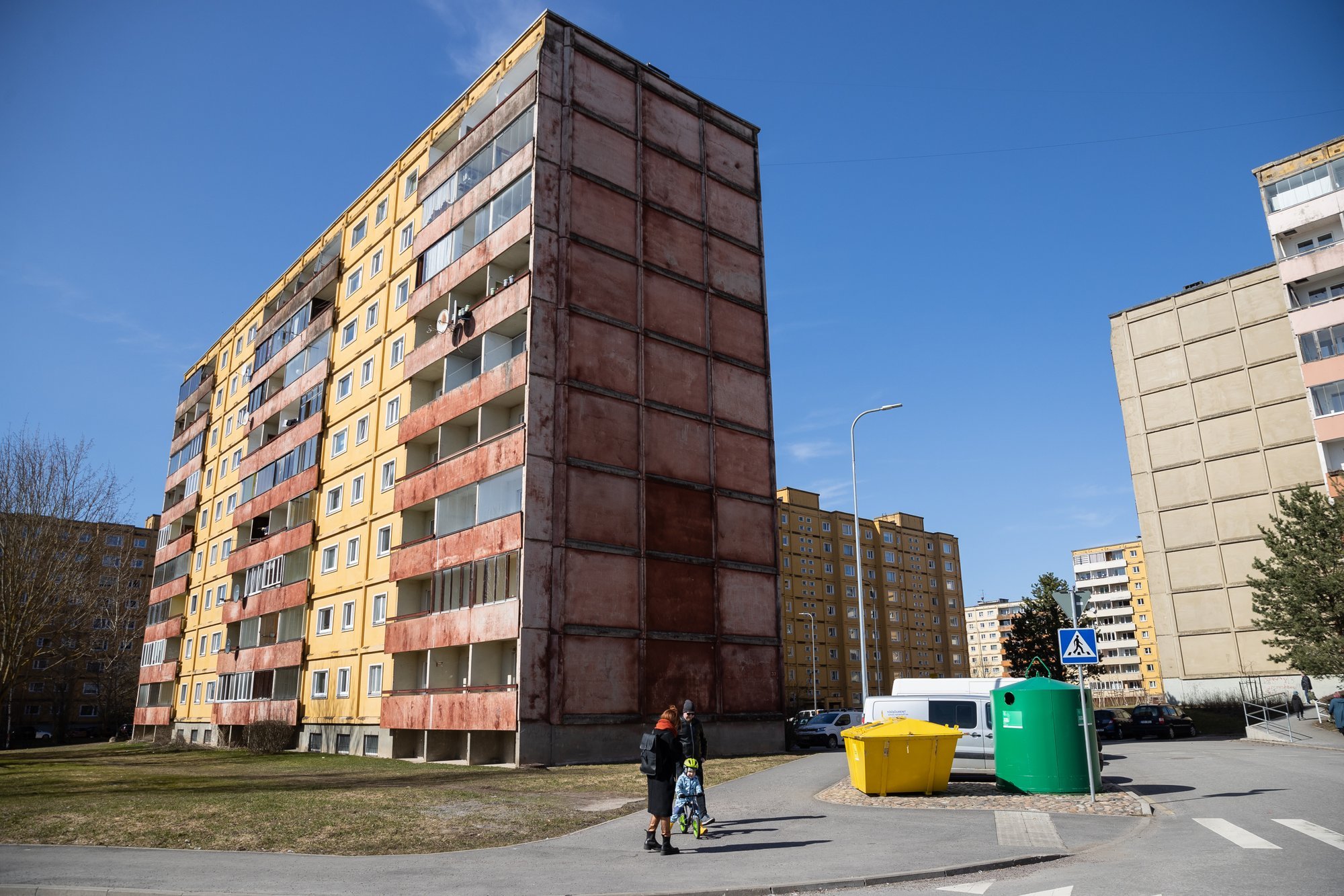 LUGEJA KÜSIB | Mida teha, kui omaniku surma järel jääb korter tühjaks ja pärijat ei leita?