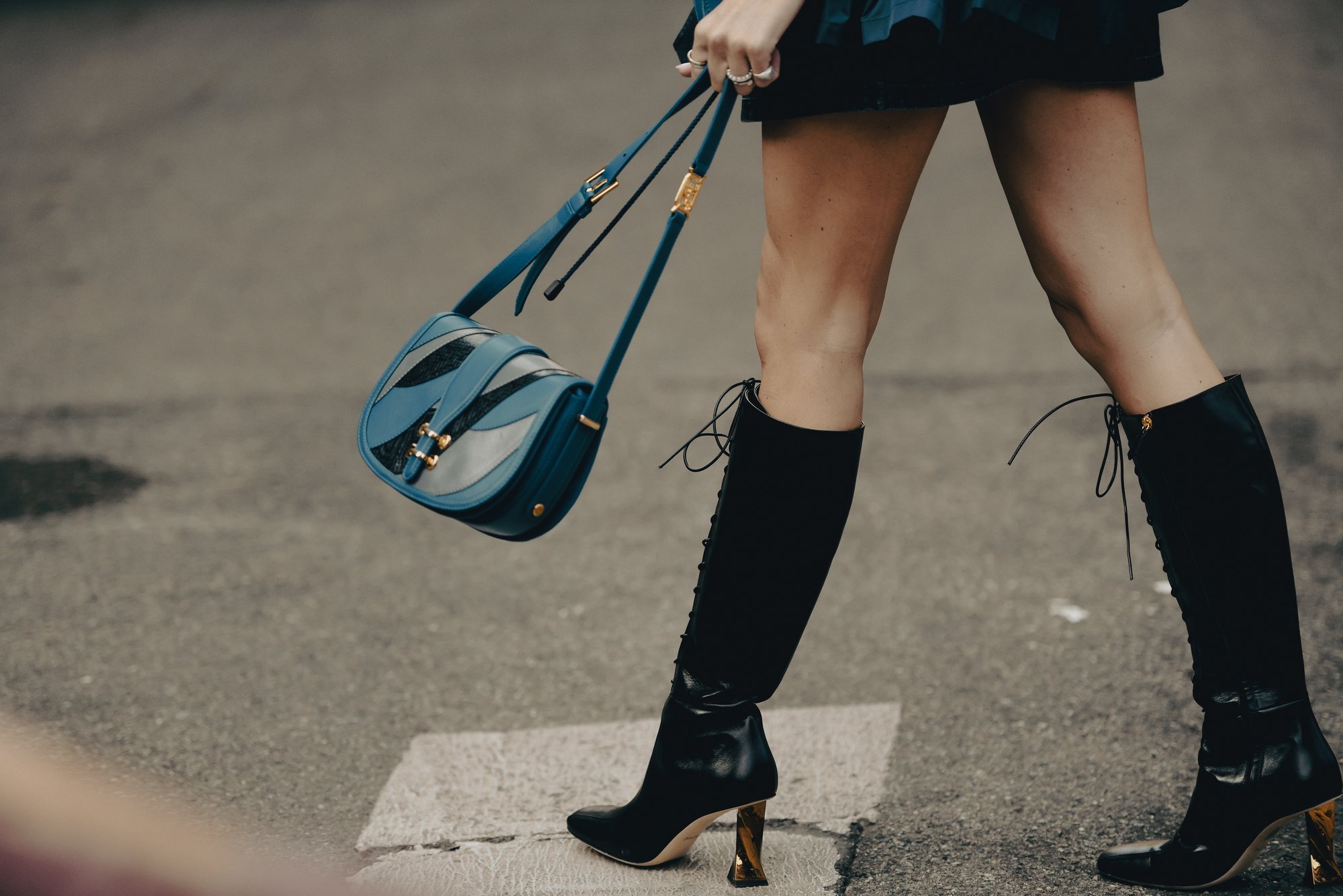 Musta värvi jalatsid on alati aegumatu valik. 5 kingapaari, mida kanda kasvõi terve elu