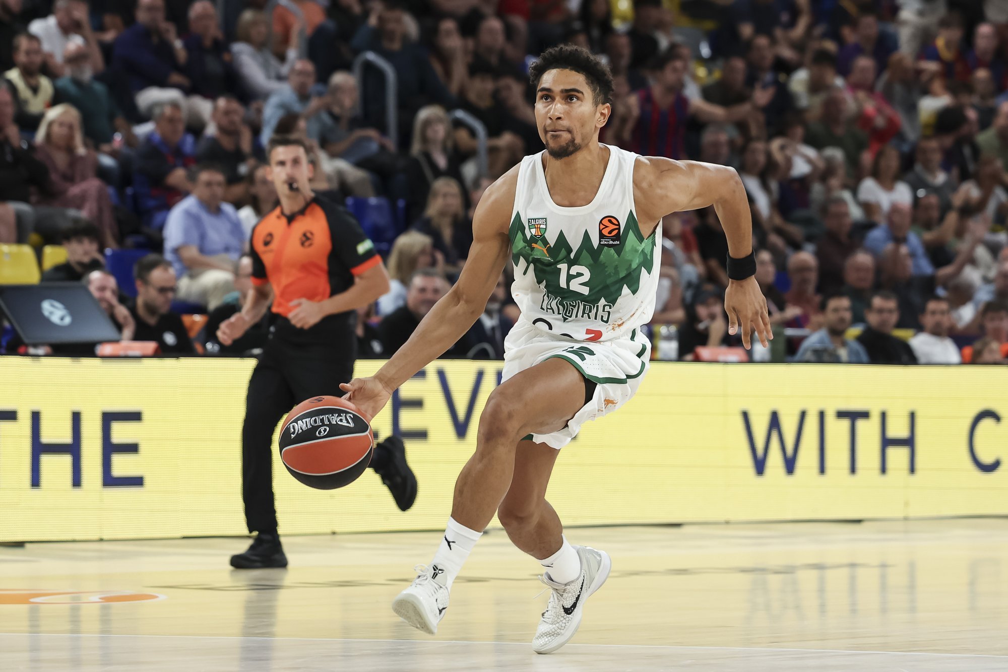 VIDEO | Žalgiris võitis kindlalt Barcelonat, Hapoel kerkis Euroliiga liidriks