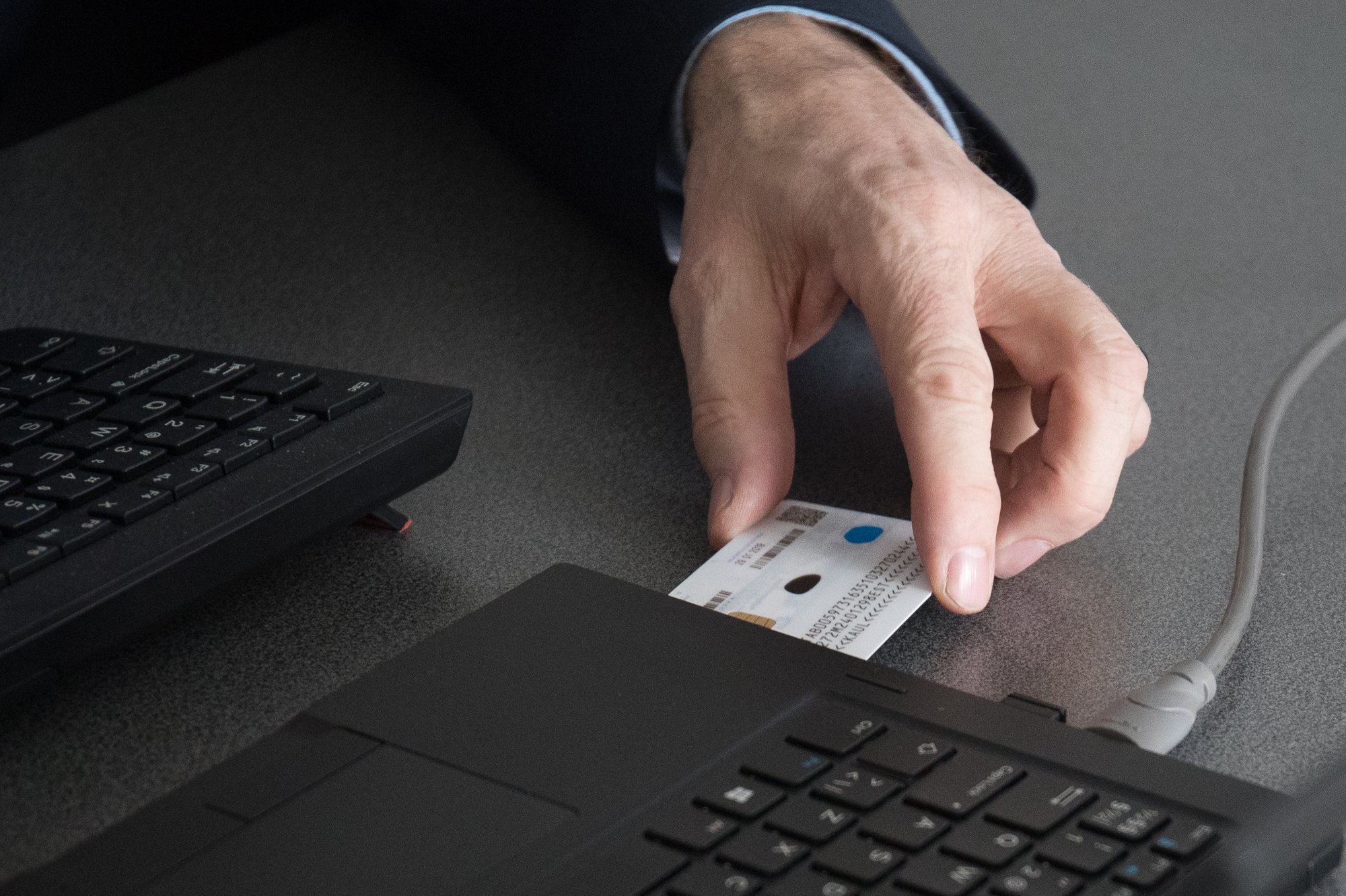 E- ja eelhääletamisel osales 43,3 protsenti valijatest, kõige aktiivsemad valijad on Hiiumaal