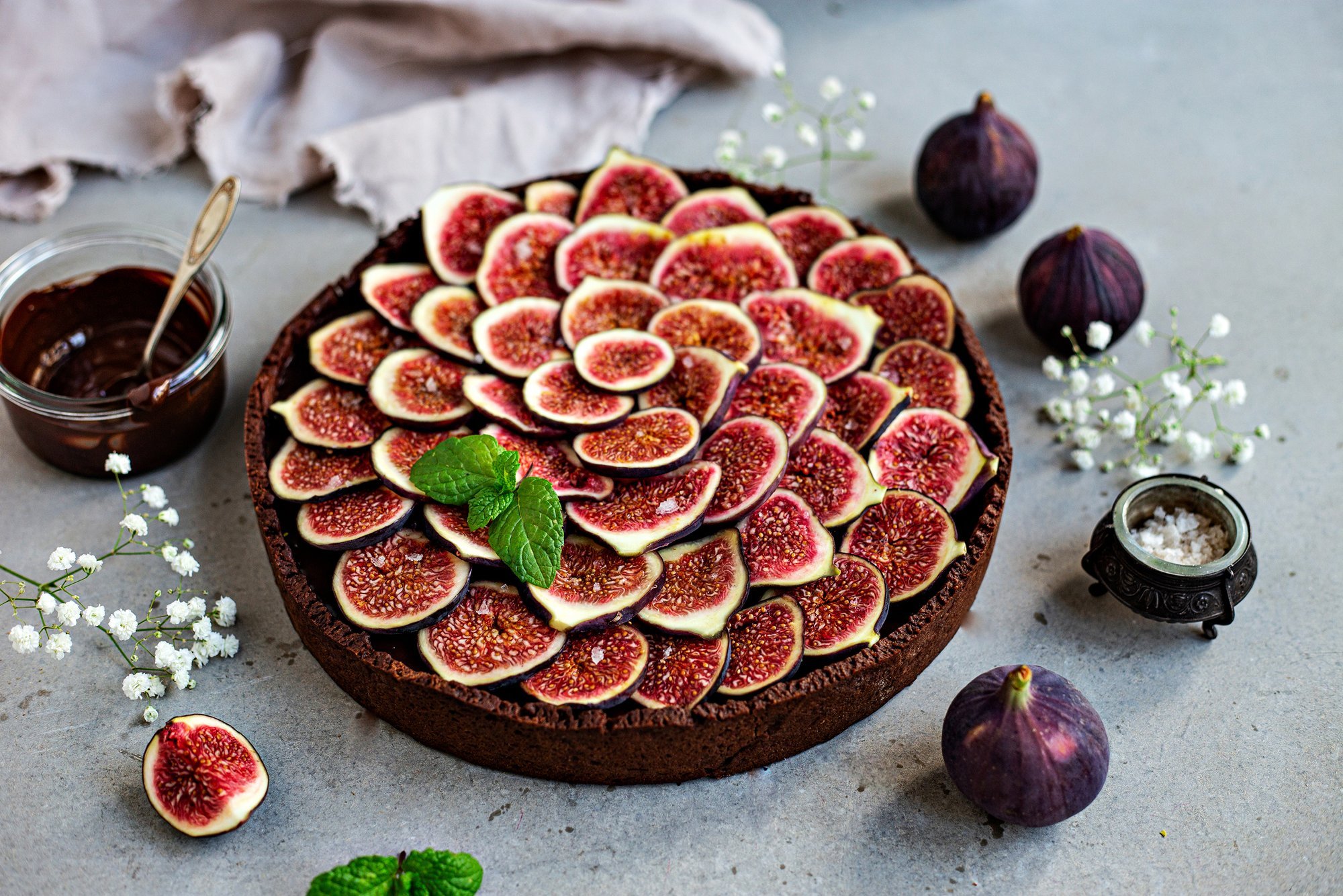 Midagi rammusat, midagi head! Šokolaadi-viigimarjakoogi ühest tükist piisab, et magusaisu täis saada