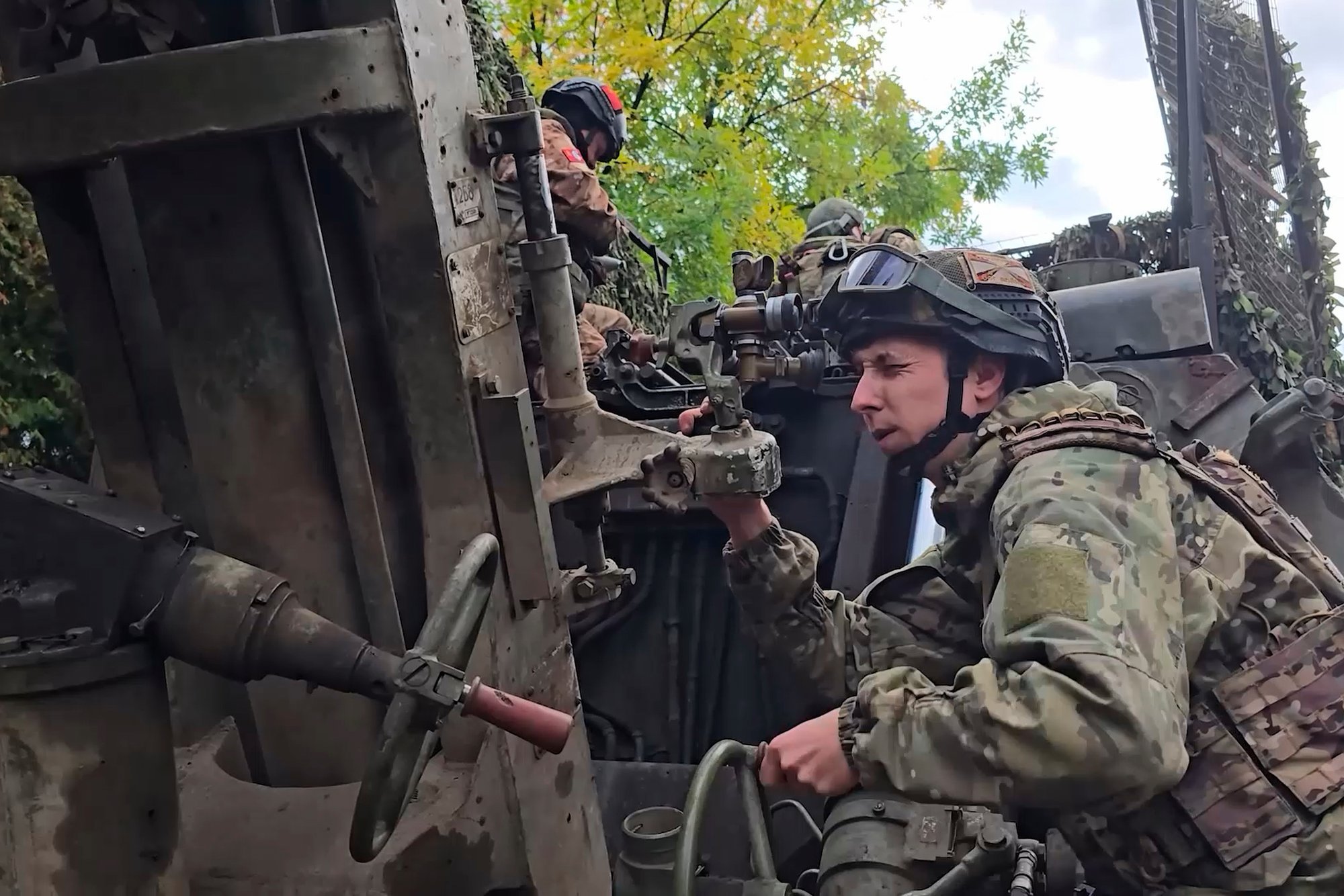 SÕJARAPORT | Teet Kalmus: 101 „nullijat“ – Vene sõdurid tapavad juba ise üksteist