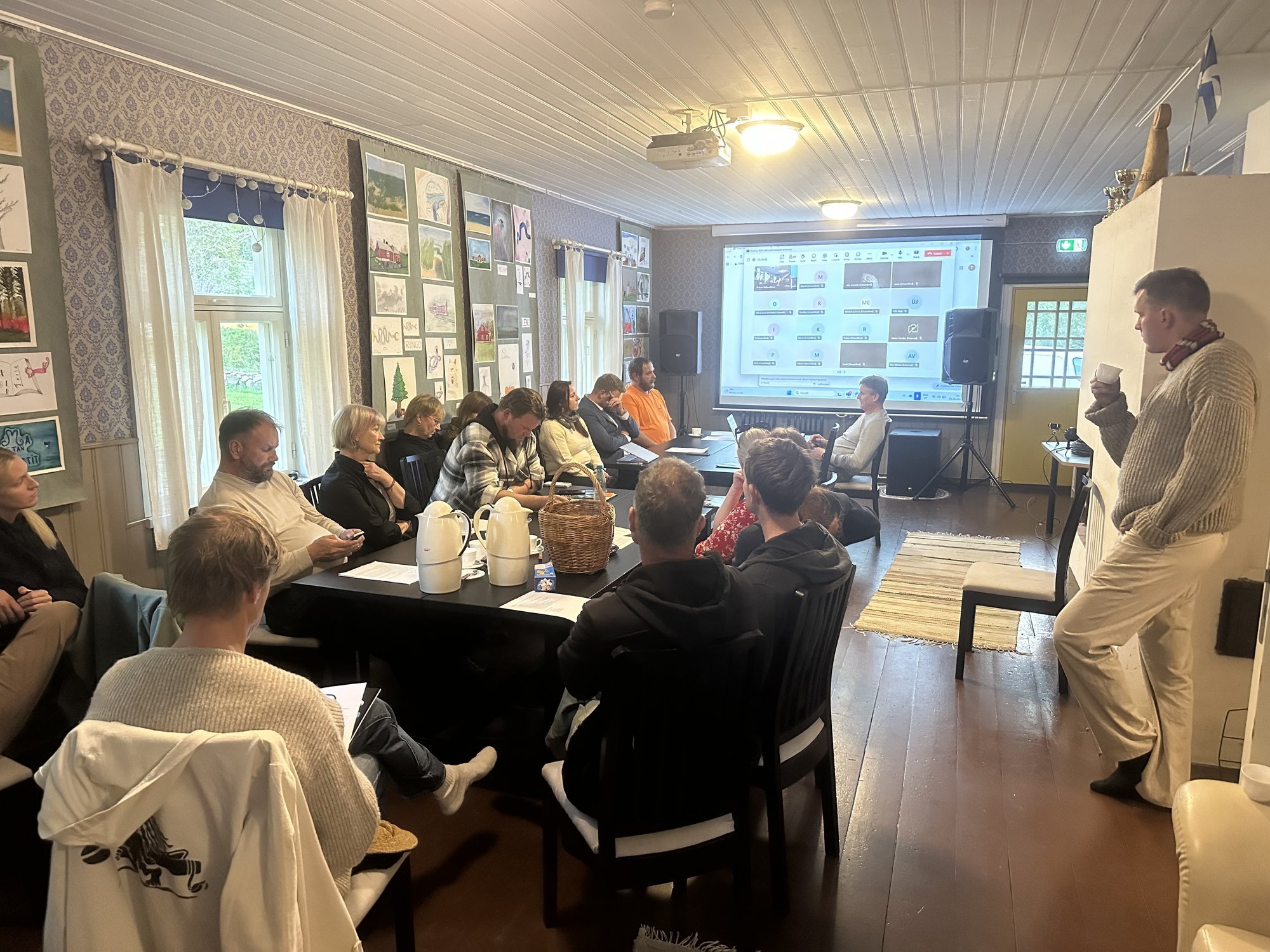 Valimisvõitlus Ruhnu moodi: kui üldse kuskil revolutsiooni teha, siis siin saarel!