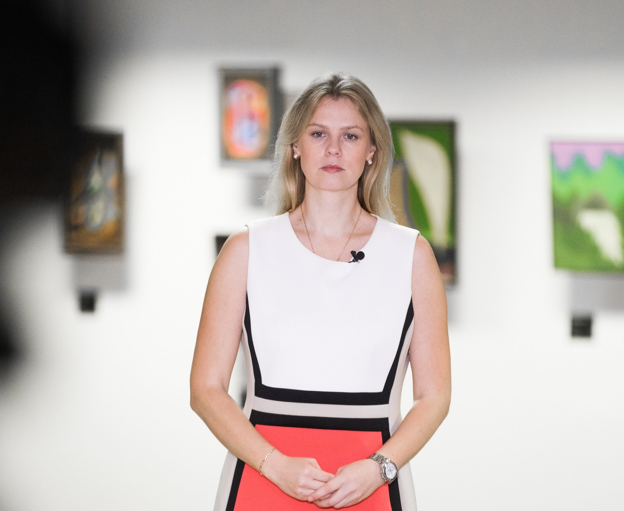 Katrin Lust hiilis lahkumineku kõlakate kommenteerimisest kõrvale. „Saan Instagramis pidevalt kirju meestelt...“