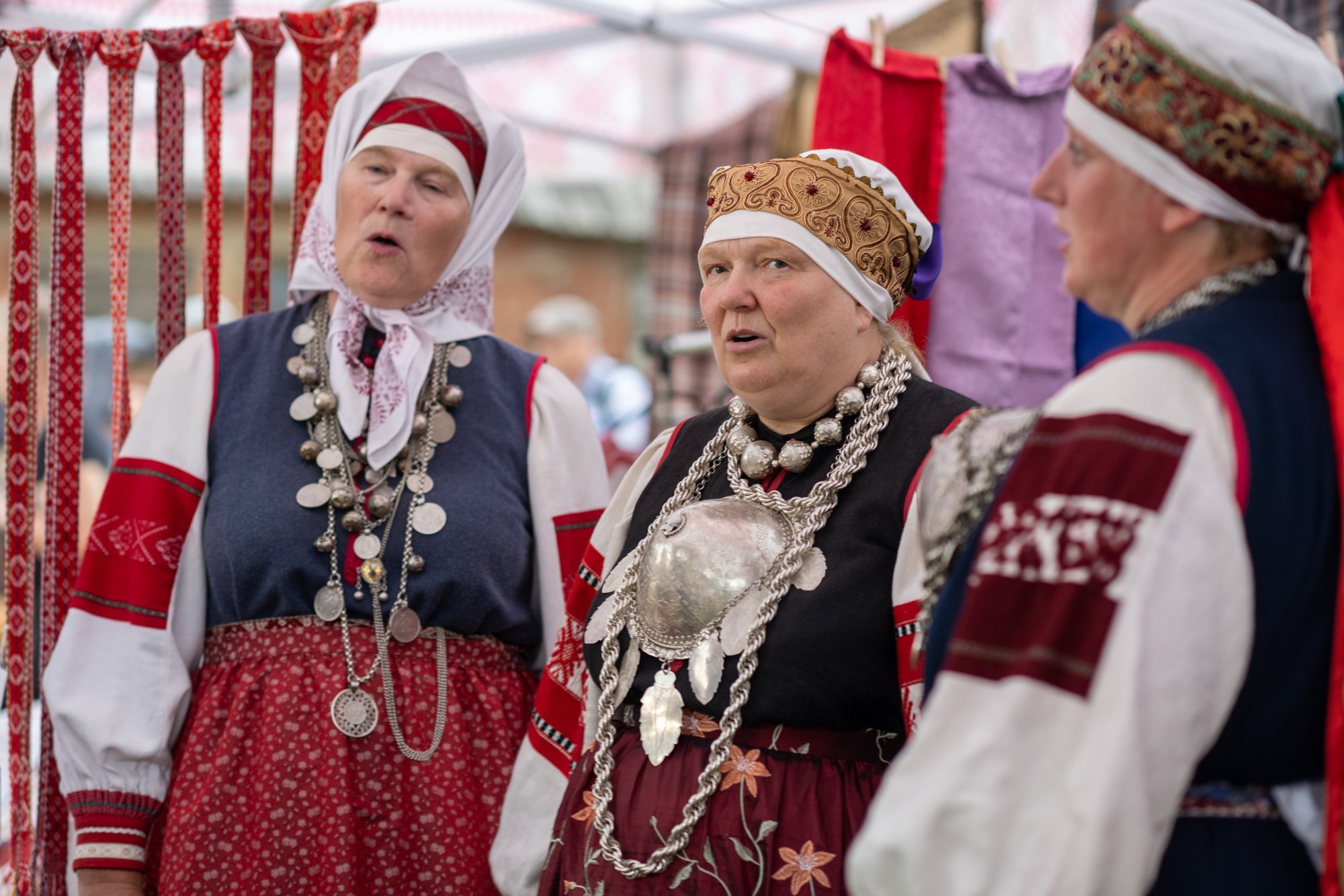 UUS SEADUS | Rahvastikuregistris saab emakeele kõrvale märkida ka murdekeele