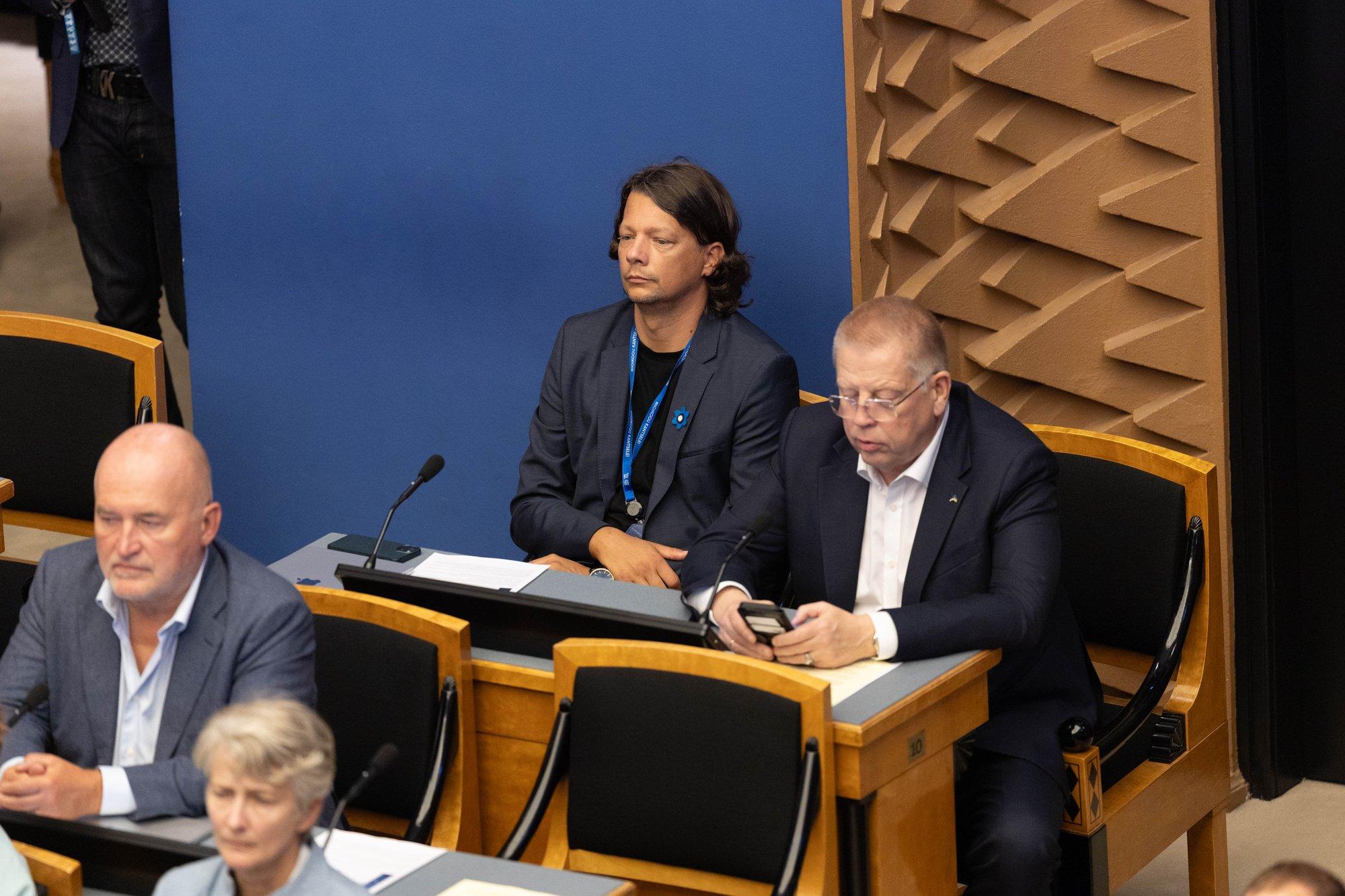 Riigikogu on vastu ELi plaanile jälgida privaatseid netivestluseid