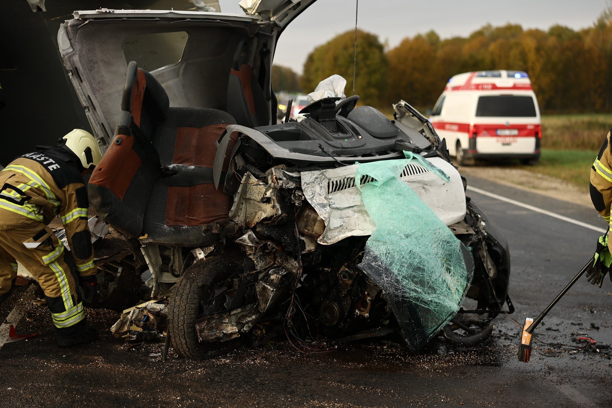 FOTOD | Tartumaal hukkus liiklusõnnetuses kaks inimest