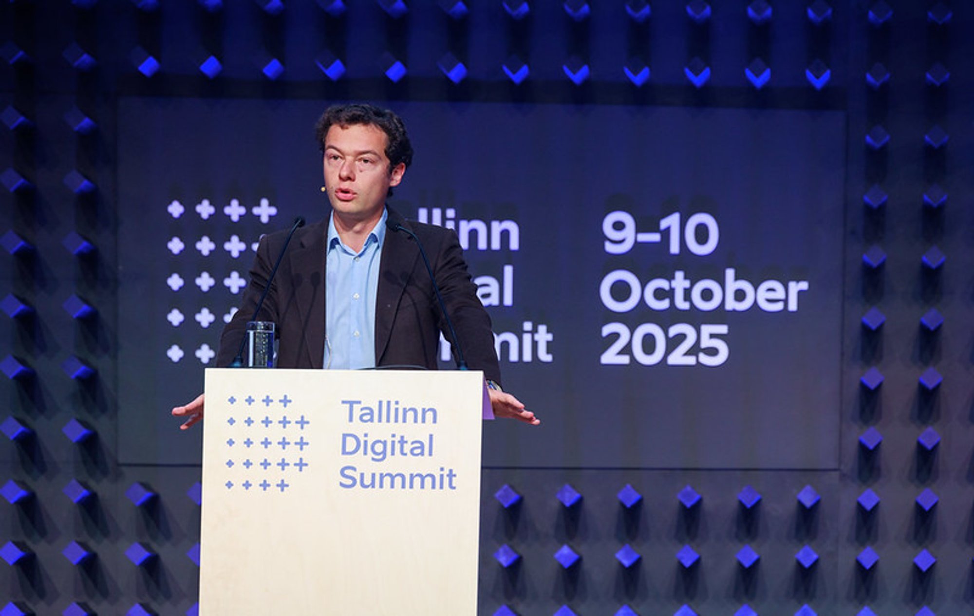 Prantsuse kaitse-AI agentuuri juht: Euroopa ei saa endale tehnoloogiavallas enam läbikukkumist lubada