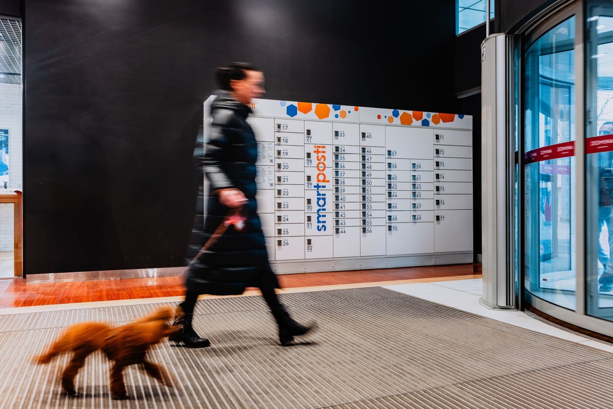 SmartPosti omanikfirma aktsiatega kauplemine algas tugevalt. Juhid saavad eduka IPO eest vägeva boonuse