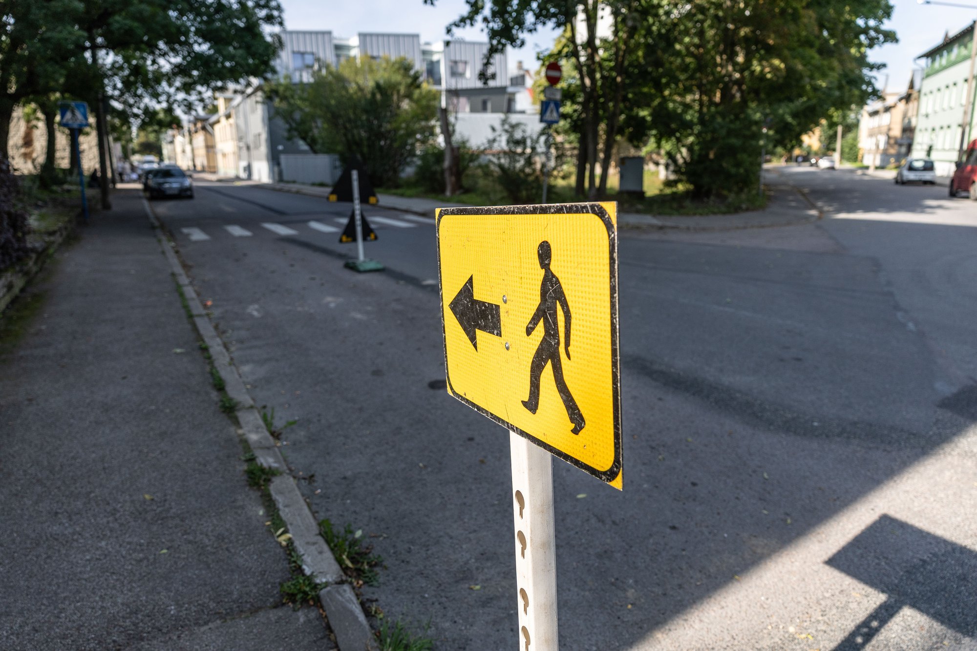 FOTOD | Viimsi ringteel on ulatuslik naftareostus, üks sõidusuund suleti