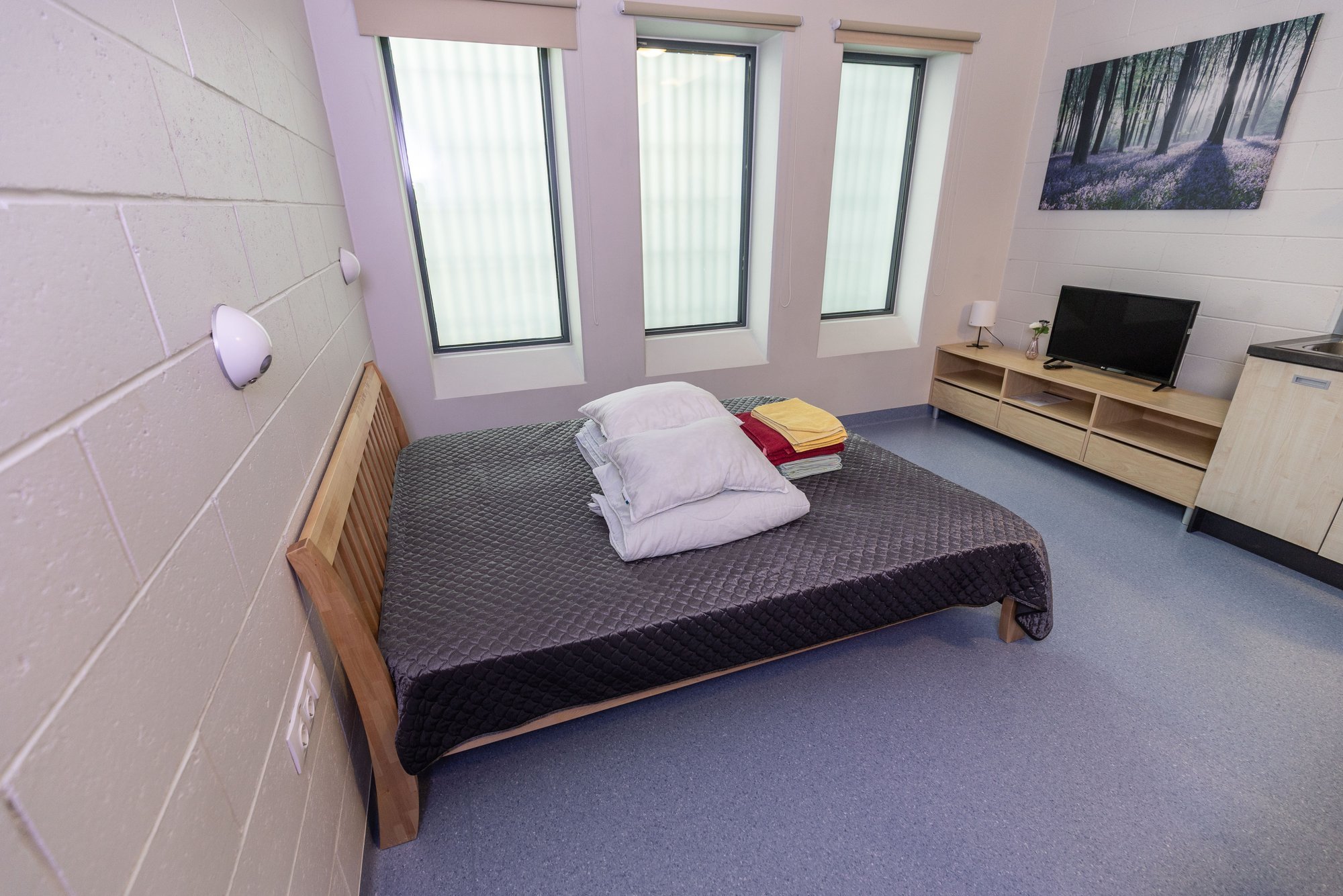 EESTI NAISE TOP 2025 | Paaride elu Tallinna vanglas: Playstation 5 ja võimalus kolm päeva kallimaga koos „puhata“