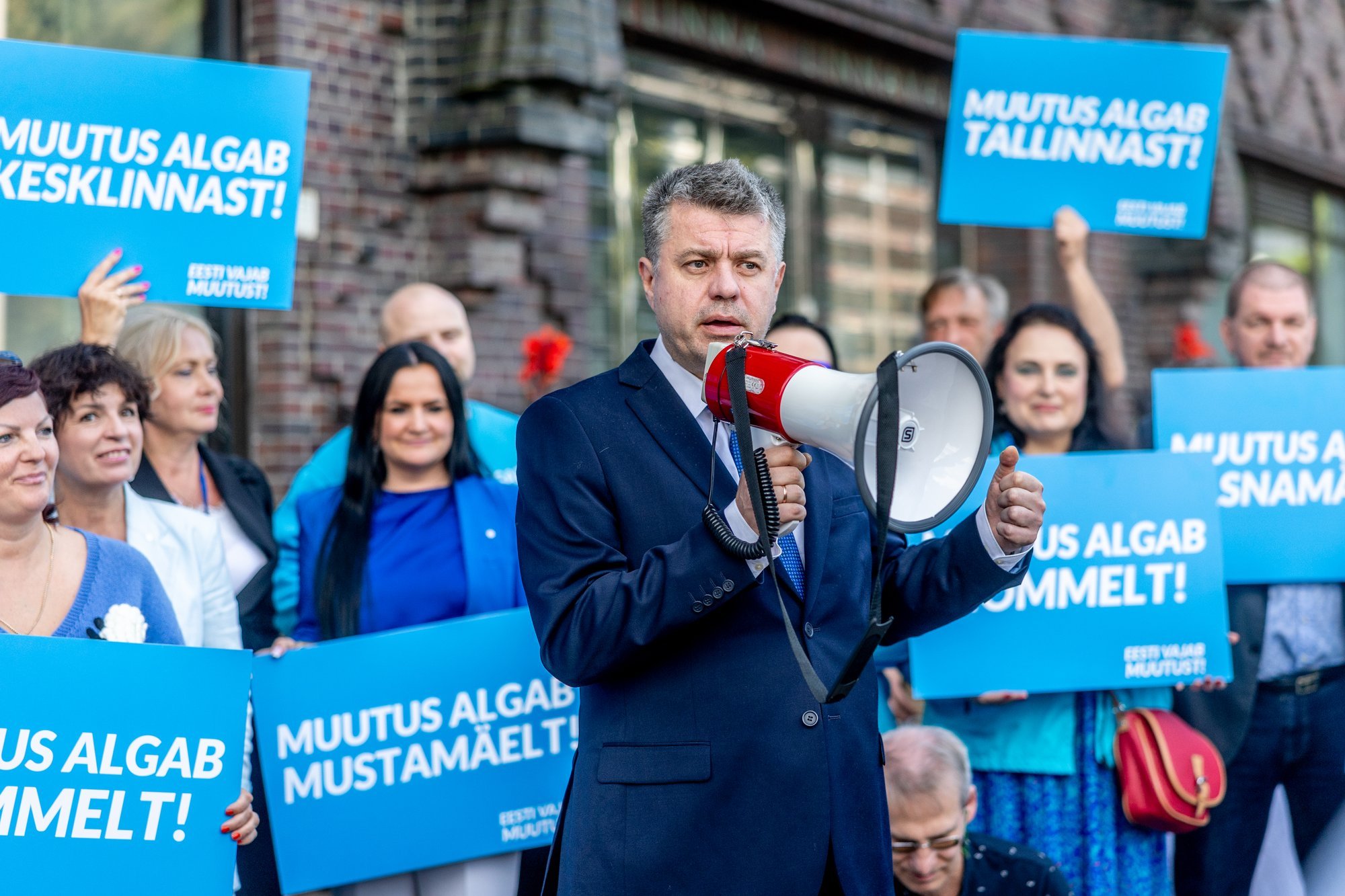 Kõige rohkem annetusi korjas aasta kolmandas kvartalis Isamaa, kõige vähem Eesti 200