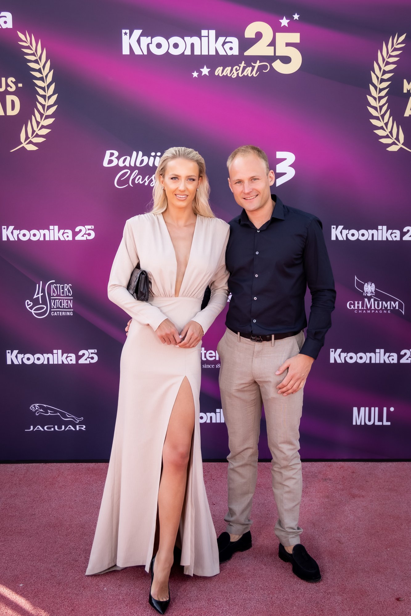 Armukesi oli rohkem kui üks? Suhteskandaali sattunud Agne Vaher kommenteerib kuulujutte: eestlase lemmiktoit on teine eestlane