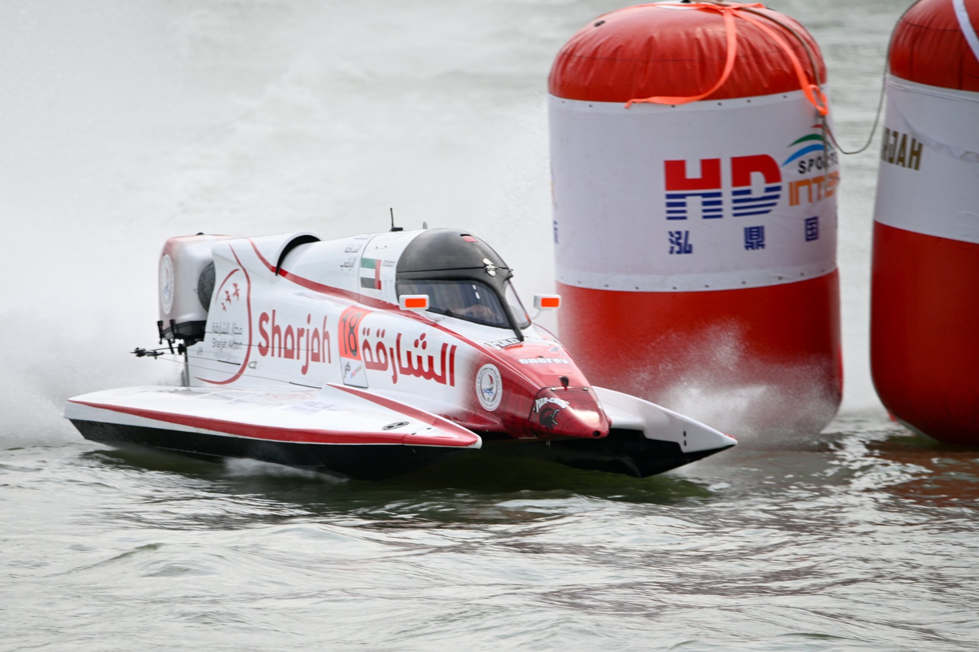 VIDEO | Ajalugu teinud Stefan Arand sai veemoto F1-etapil suure tagasilöögi