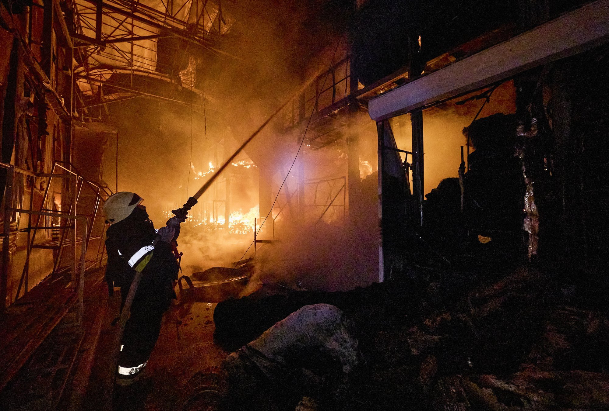 SÕJAPÄEVIK (1321. päev) | Mis saab Ukrainas uuel sõjatalvel elektriga? President Zelenskõi: raske öelda, kaitseme ja võitleme