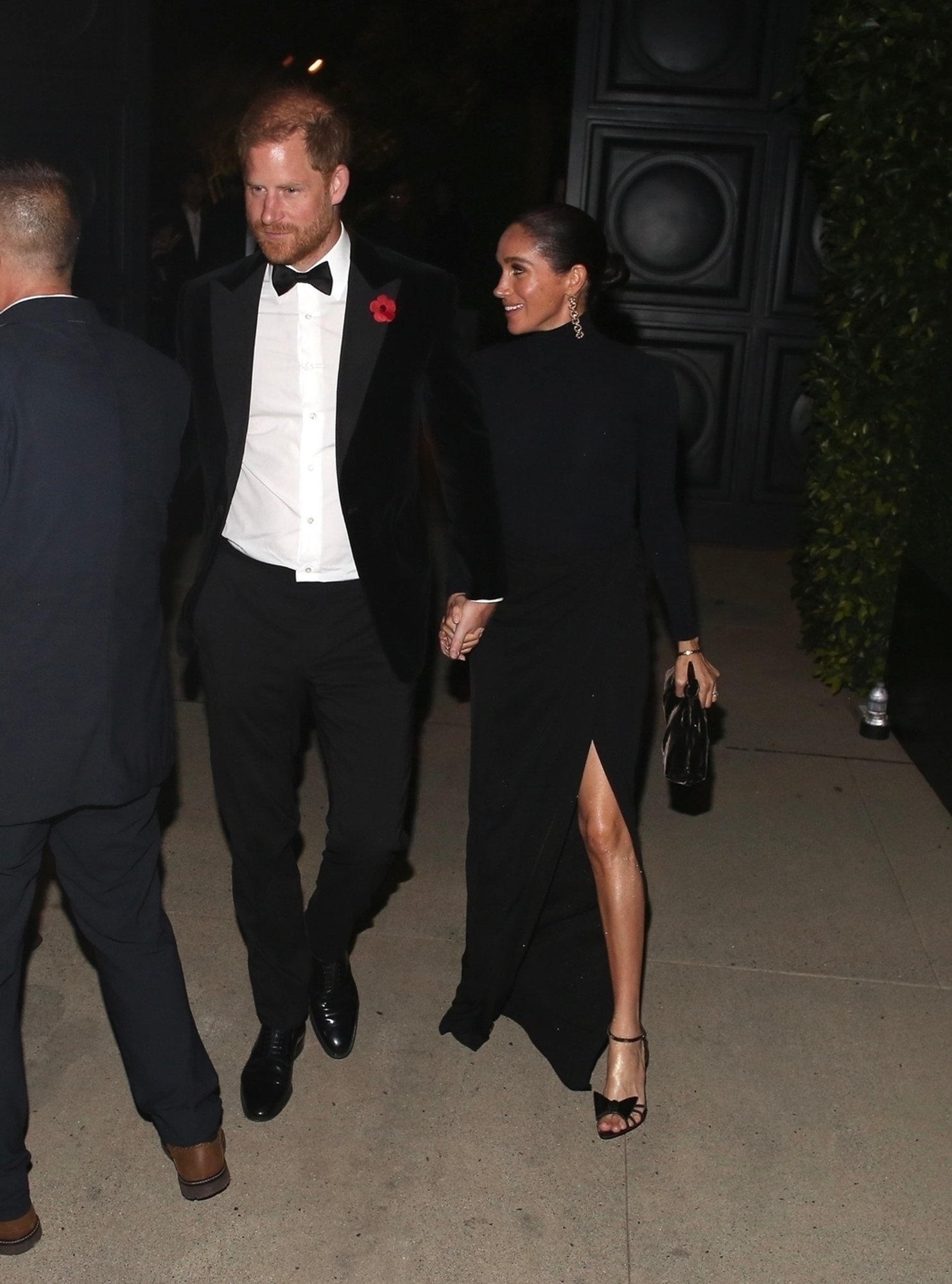 Harry ja Meghan väisasid Kris Jenneri juubelipidu. Kuningliku palee sisering peab nende käitumist maitselagedaks