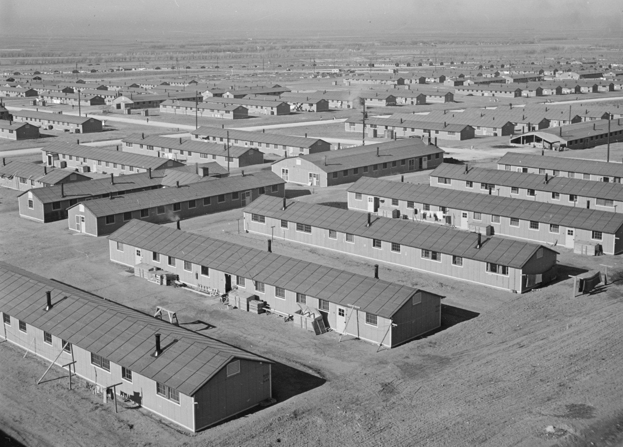 Vaenuliku riigi kodanikud pisteti sõja ajal laagritesse