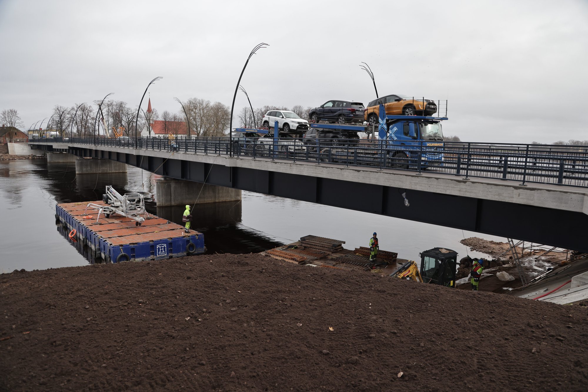 VIDEO ja FOTOD | Lätis avati pidulikult Salatsi jõe sild