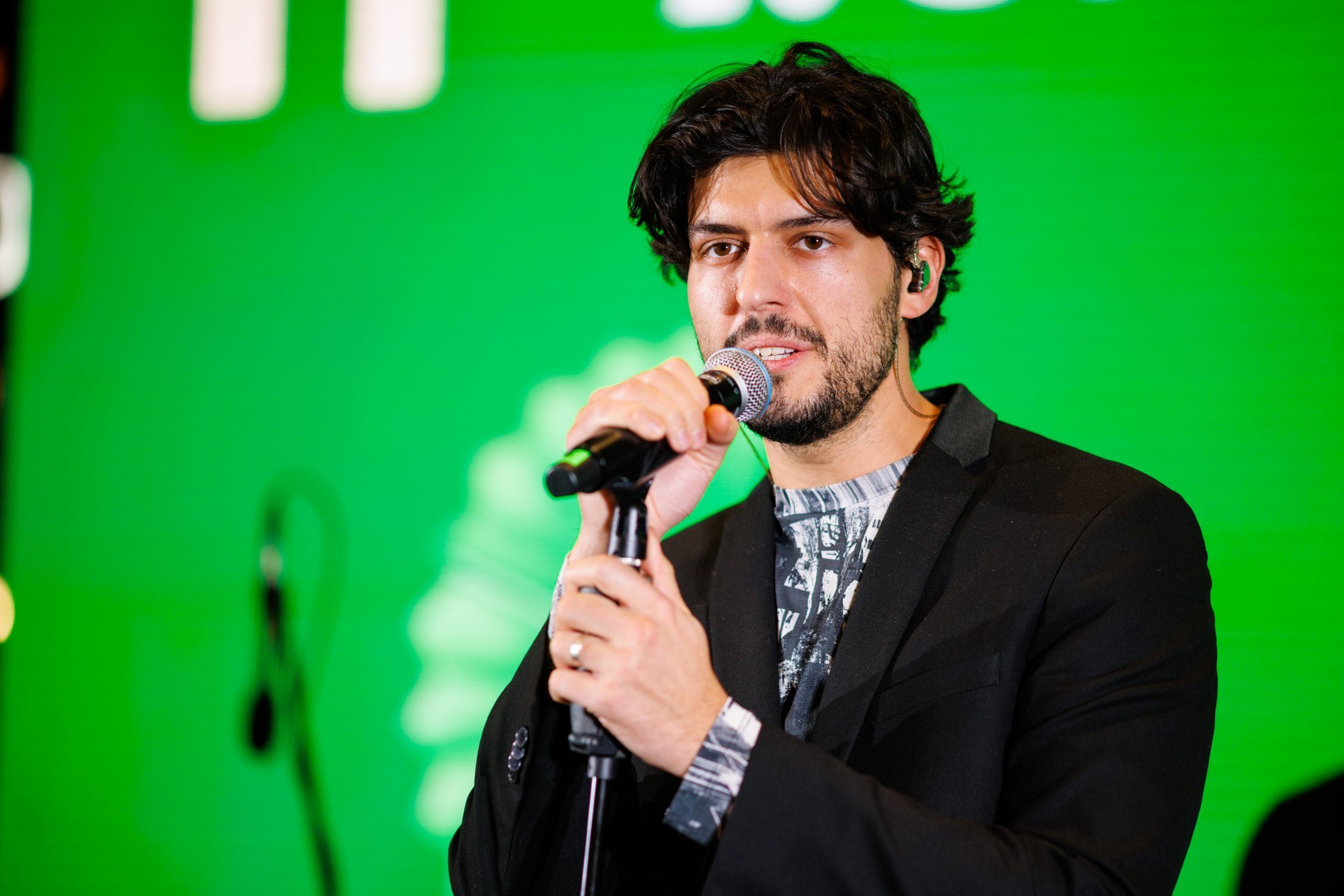 FOTOD | T1 keskuse toimus suur sünnipäevapidu Sven Lõhmuse hittide ja armastatud artistidega