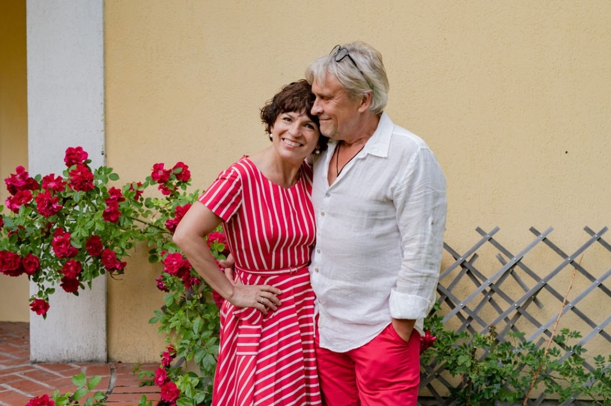 FOTOD | Anna ja Allar Levandi perre sündis lapselaps. „Õnnelikud mamma ja pappa“