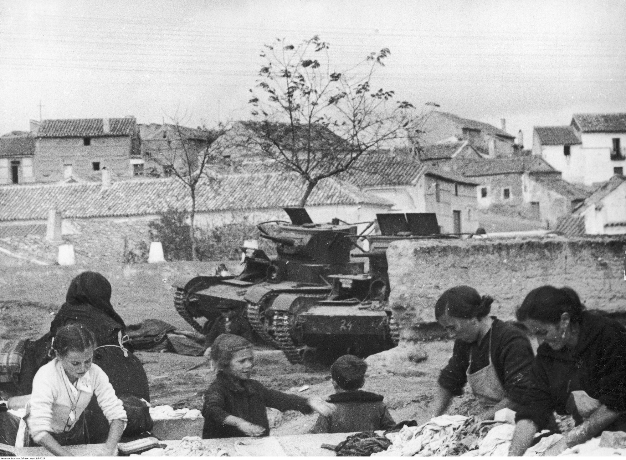 Ukraina sõjast on kujunenud Hispaania kodusõja kombel järgmiste sõdade katselabor. Mida sealt õppida?