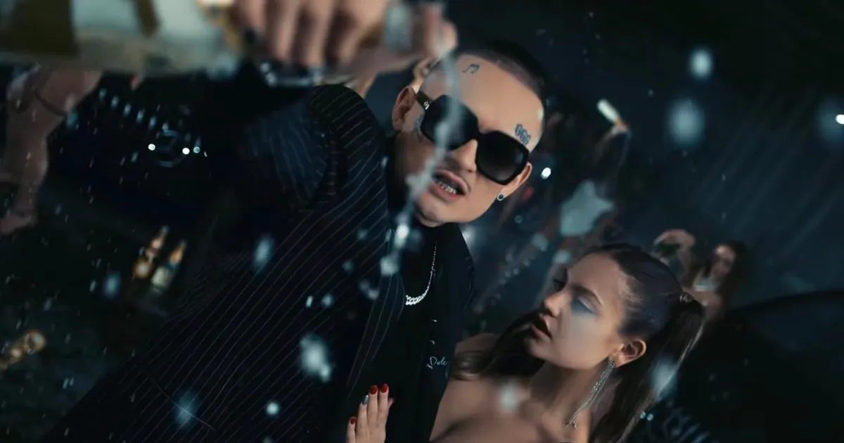 Hullem kui Limp Bizkit: äsja Eestis esinenud Putini-meelne Vene räppar sai sissesõidukeelu Leetu