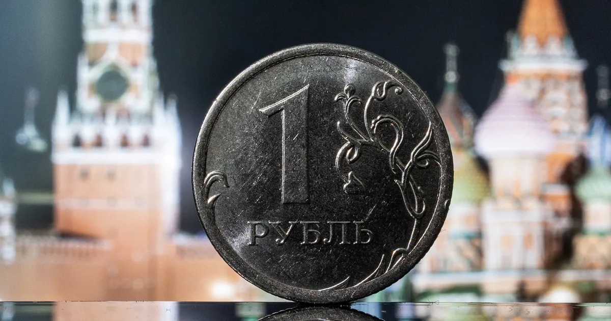 Venelaste säästud sulavad ja raha voolab pankadest välja: usaldus majanduse vastu nõrgeneb