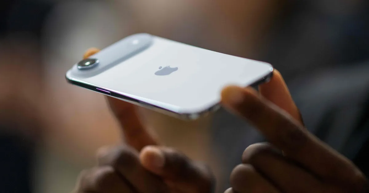 Üliõhuke iPhone Air põrus, järgmist mudelit ei pruugi uuel aastal tullagi